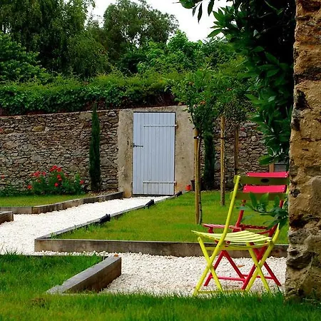 Les Chambres D'hotes Oze Bed & Breakfast